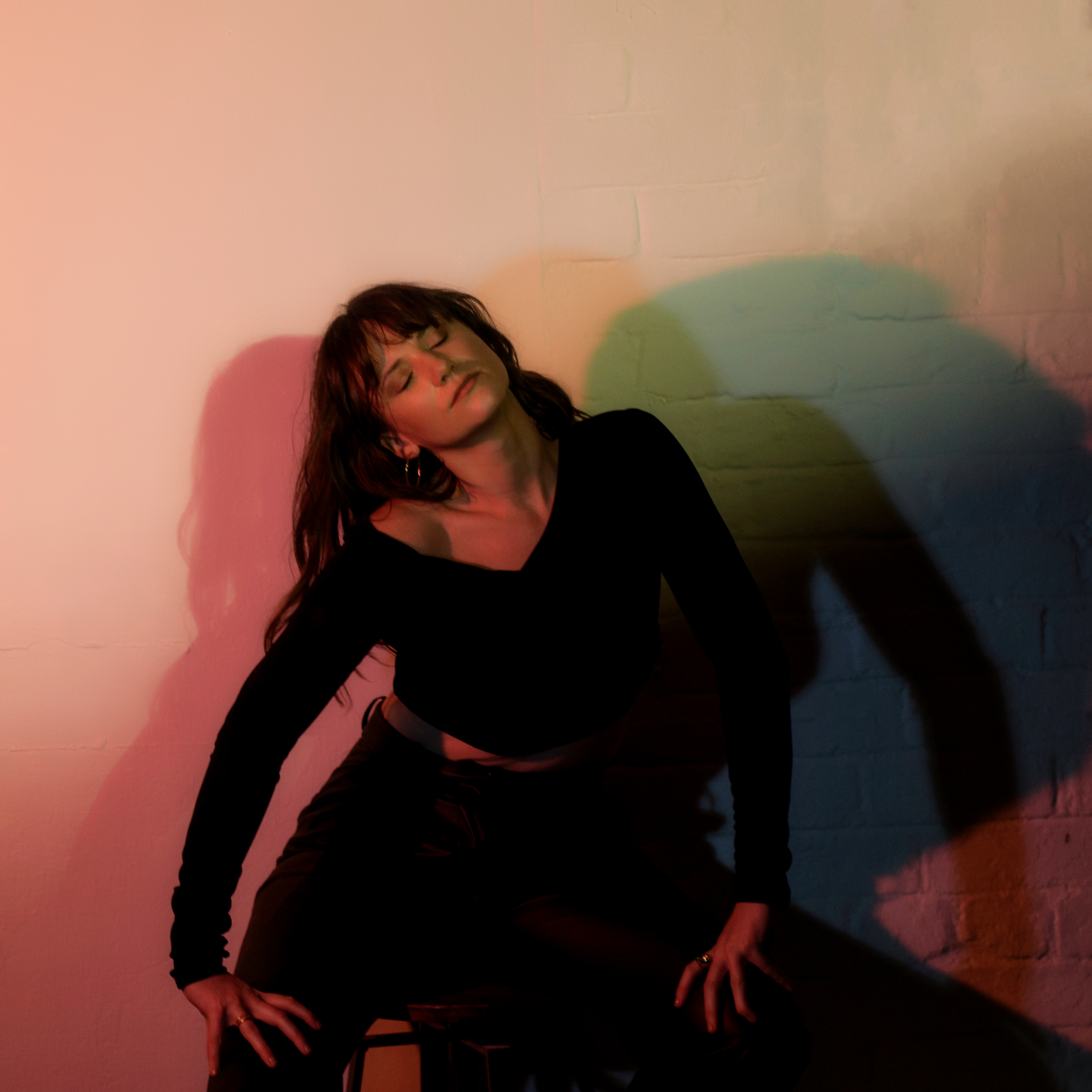 Alex Kate releases 'Sober'